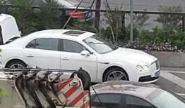 最新爆料豪车图片高清壁纸